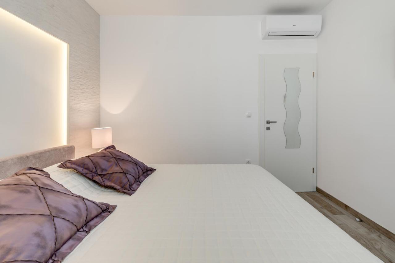 Sunny 4**** Luxury Apart With Garden In Center Apartman Trogir Kültér fotó